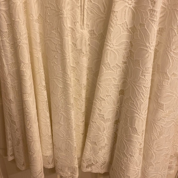 Dress - Picture 5 of 6